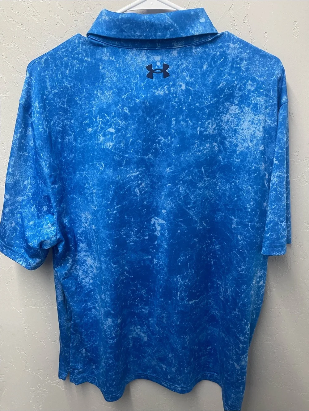 Under Armour Men’s Blue Marble-Print Polo